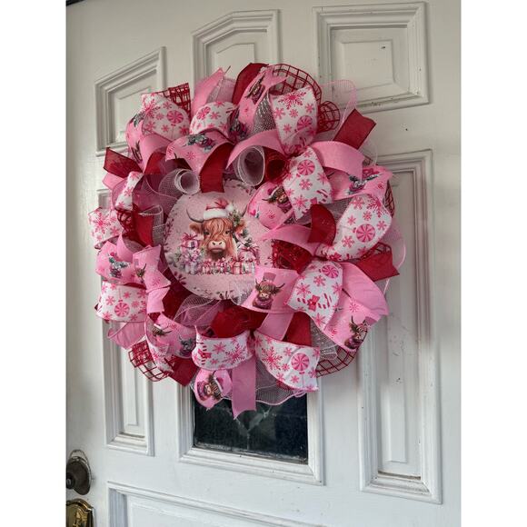 Pink Christmas Highland Cow Wreath | Farmhouse Holiday Door Hanger Decor xxx - Picture 7 of 8